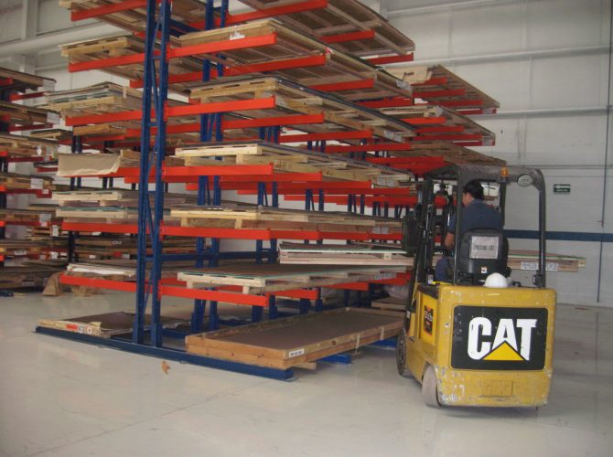rack cantilever